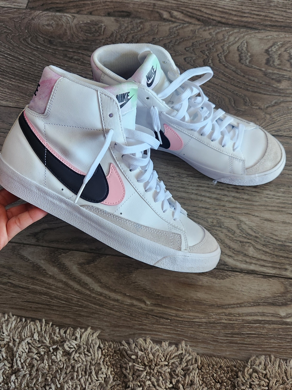 Nike Blazers High top Kids 7y / Womens 8 White  with Pink and Black Swoosh
